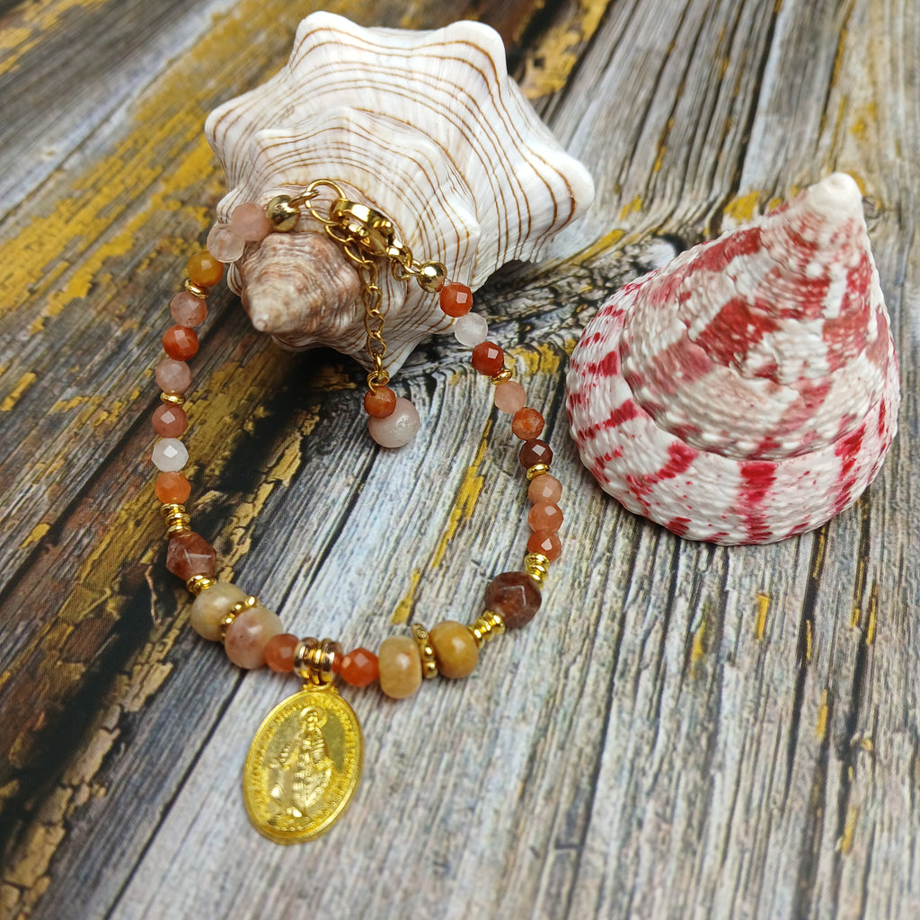 MARY - Red Quartz & Agate Virgin Mary medal bracelet